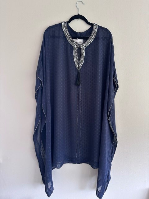 BS Poncho / Kjóll Blár með perlum