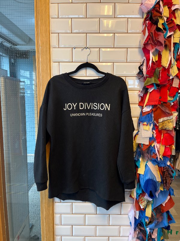 Joy Division peysa