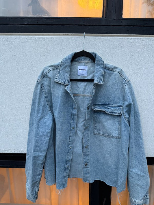 Bershka gallajakki