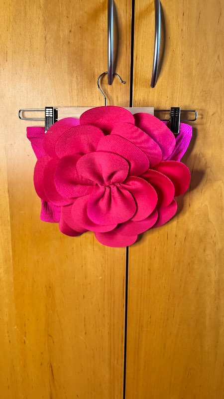Pink statement flower top