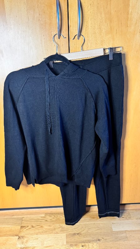 Black knit hoodie & pants set