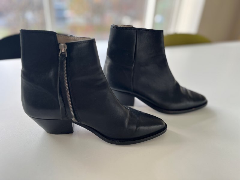 Royal Republic boots