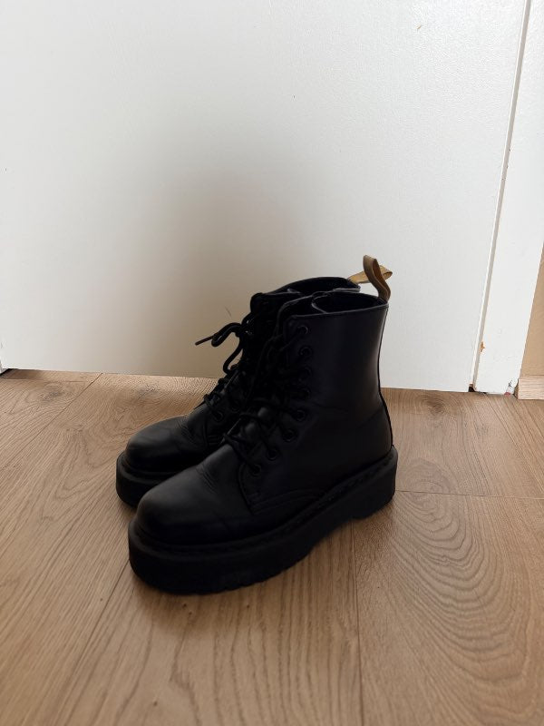 Dr Martens Jadon vegan