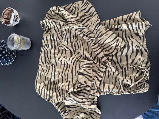 Zara zebra top