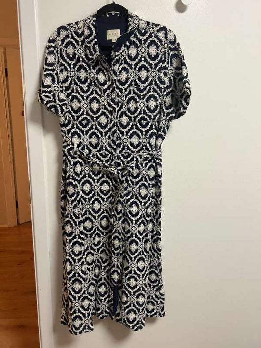 Sezanne blómakjóll