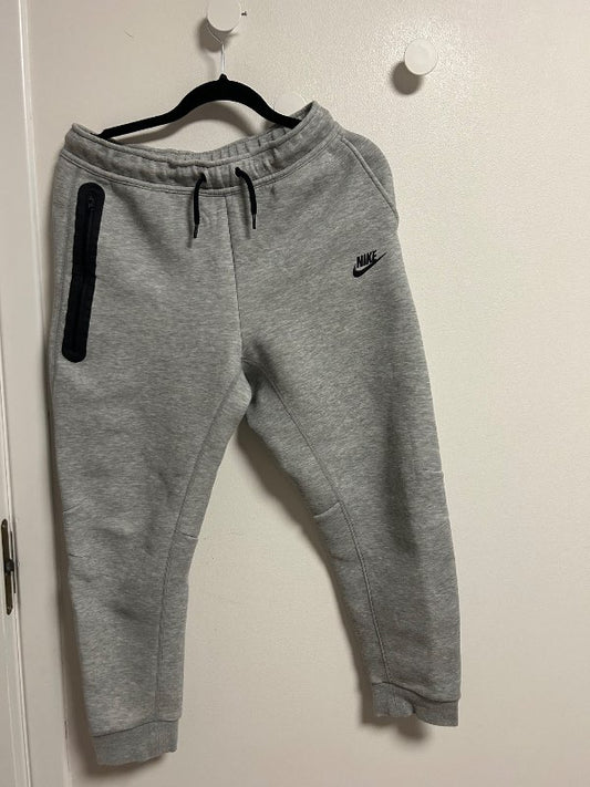 Nike gráar barnabuxur