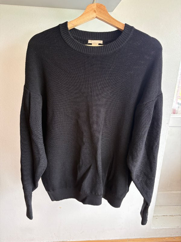 H&M peysa svört