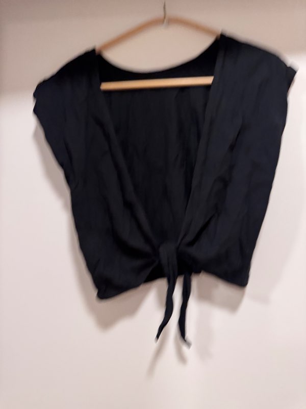 Open back bolur