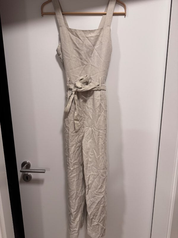 Beige samfestingur