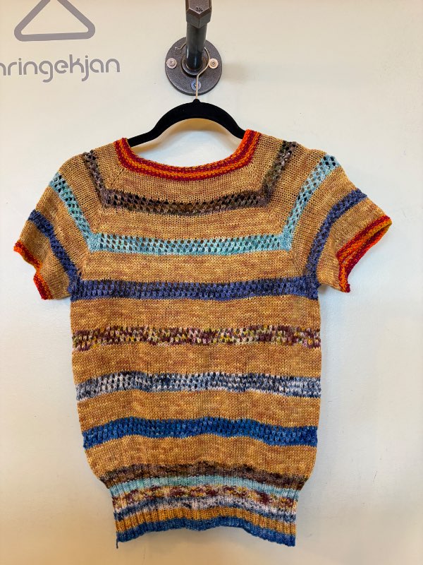 Retro bolur (Kaldá knits) merino handlitað