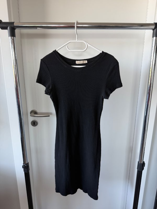 Kjóll, svartur - Gallerí 17