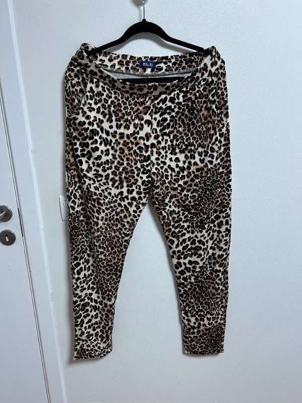 Baum Pferdgarten dýrabuxur