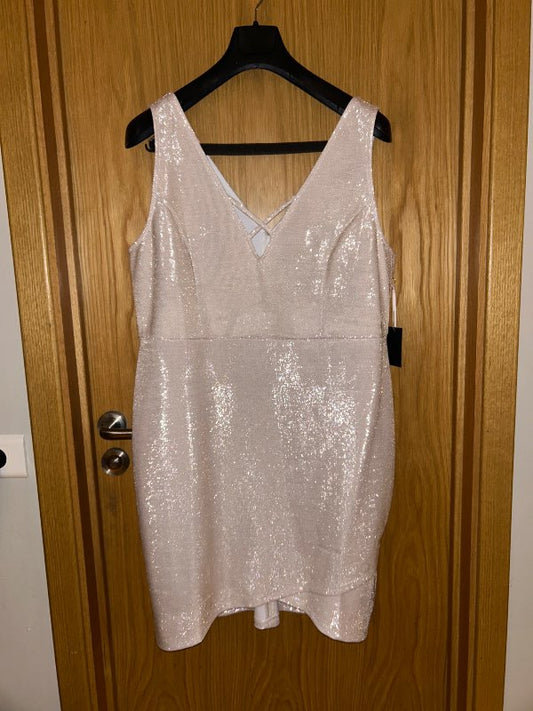 Forever 21+ - ónotaður með miða