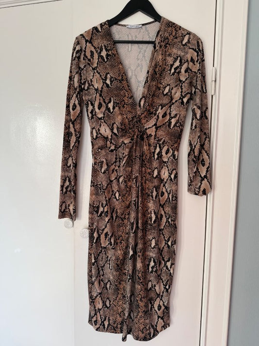 Snákakjöll teygjuefni