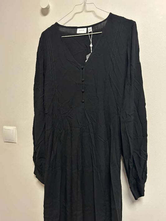 Vila svartur kjóll NÝR