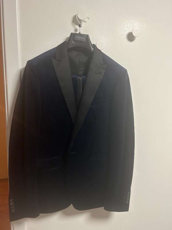 Lindbergh blá velvet jakkaföt