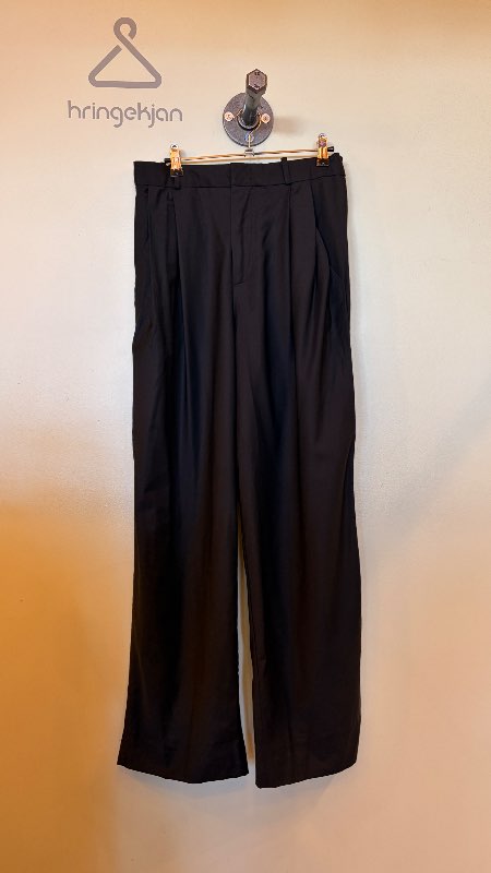 Cos suit buxur