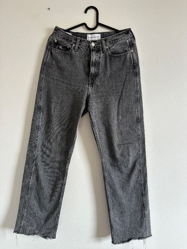 CALVIN KLEIN grey jeans