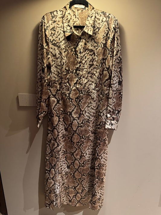 Pieces mynstraður kjóll (XL)