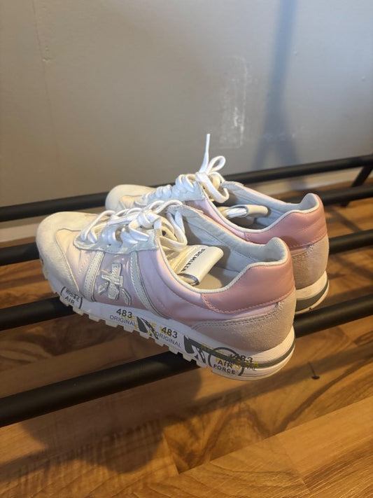 Premiata strigaskór