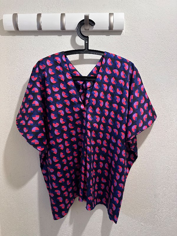 Blússa fjólublá/bleik mynstur