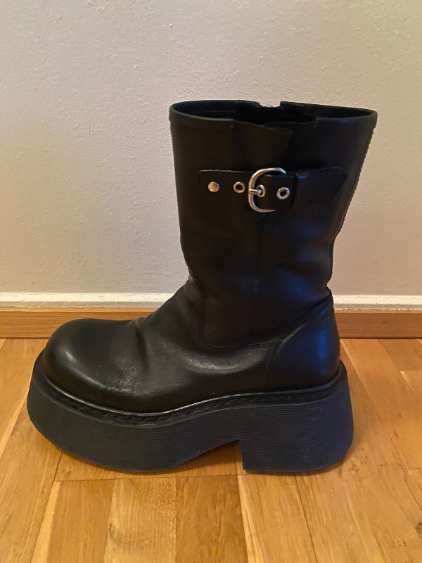Vic Matiē boots