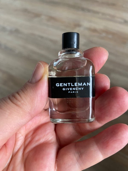 Gentleman Givenchy Perfume