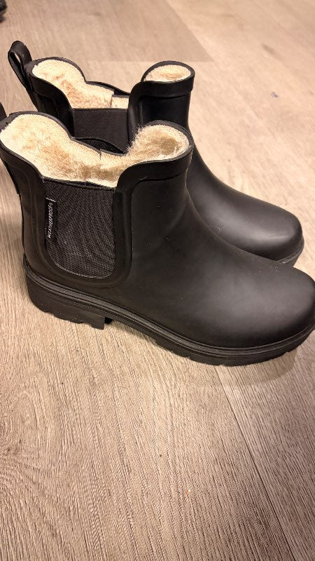 Rainboots