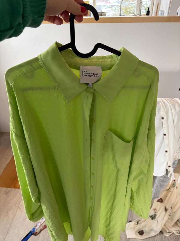 Græn skyrta my essental wardrope