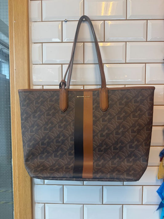 Michael Kors tasks