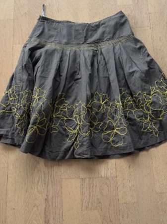 INWEAR green skirt