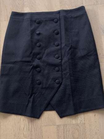 BIRNA black skirt