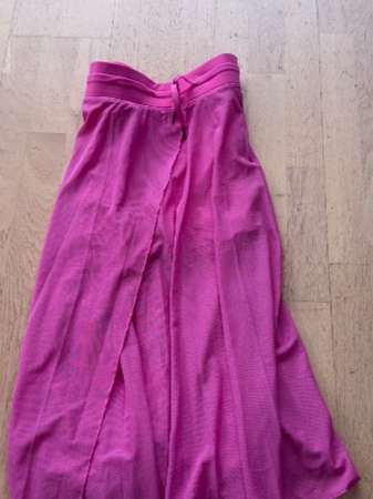 HALARA pink skirt