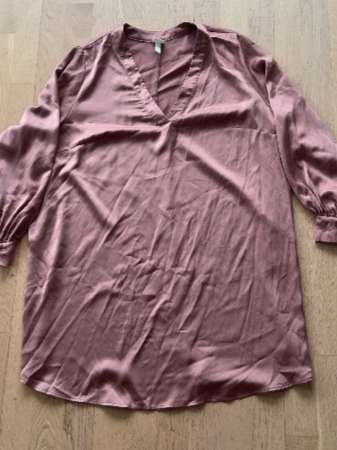 HM pink dress