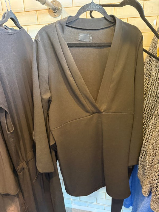 Plunge kjóll svartur