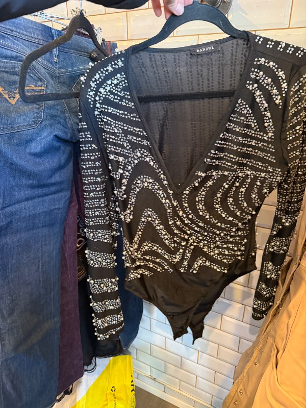 Samfella með steinum plunge