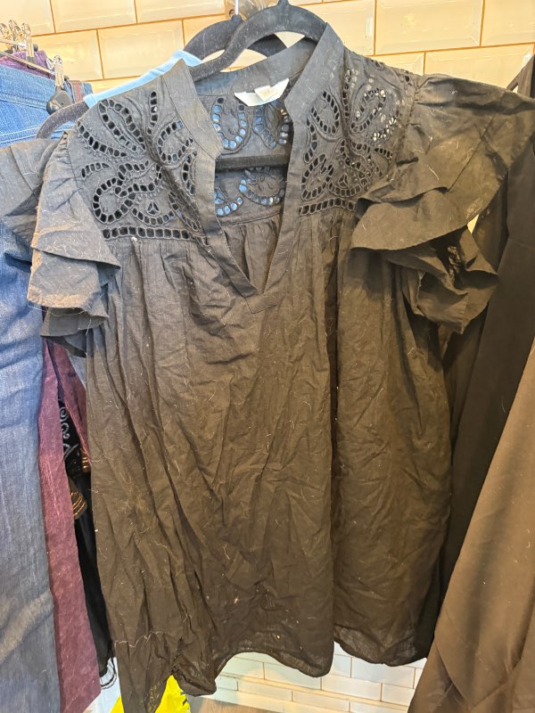 Svartur blúndu kjóll