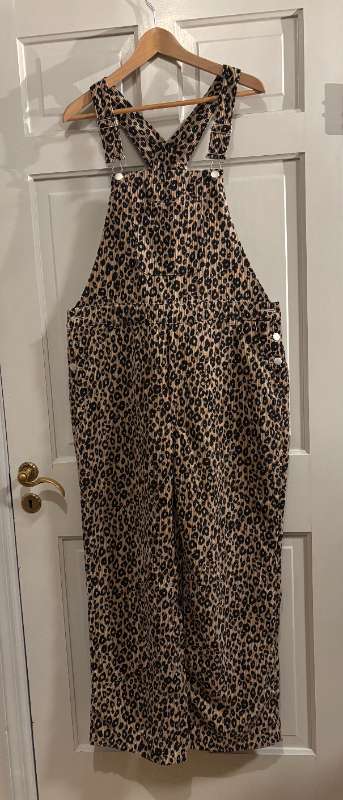 Hlébarða samfestingur - ónotaður