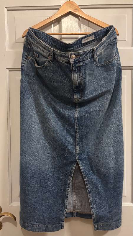 Gallapils-midi-skirt