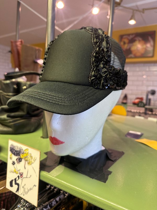 Thelmadesign derhúfa svört