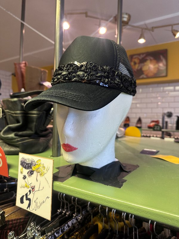 Thelmadesign derhúfa svört