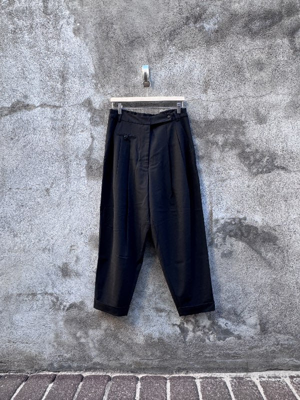B-Cordera pleated pants black