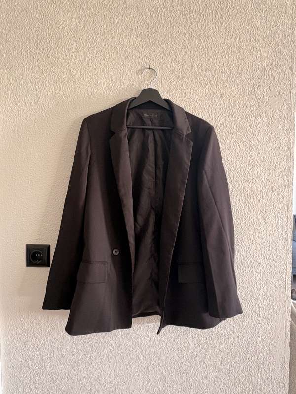 Svartur klassískur blazer