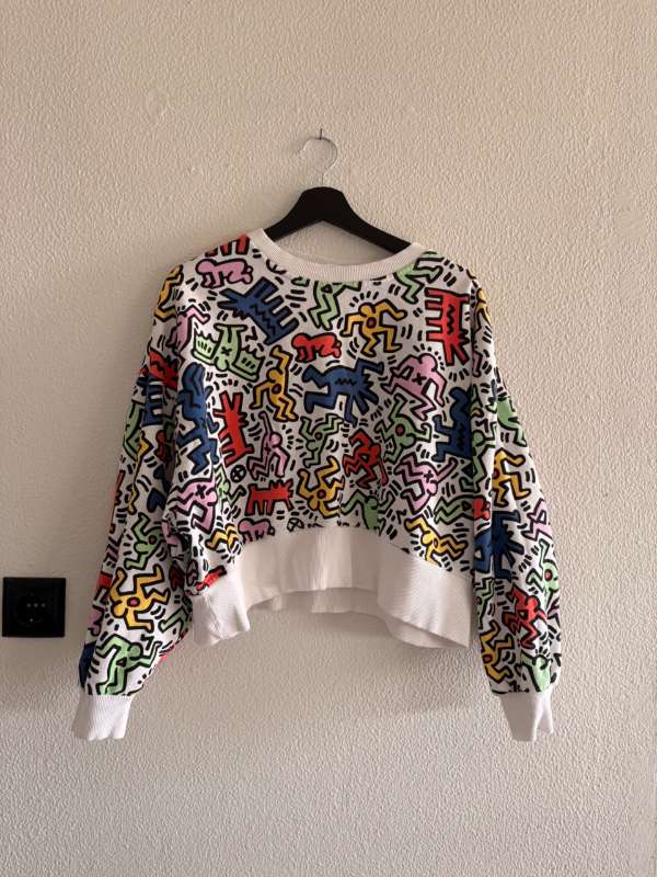 Litrík Keith Haring peysa