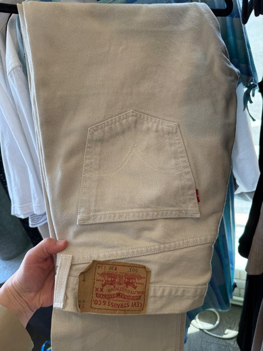 Levis 501 hvítar kk ónotað