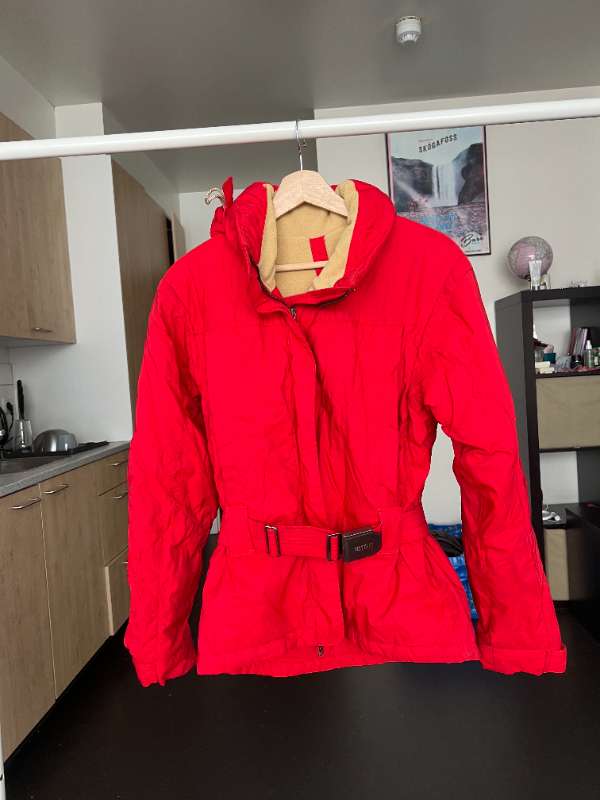 Red ski jacket vintage