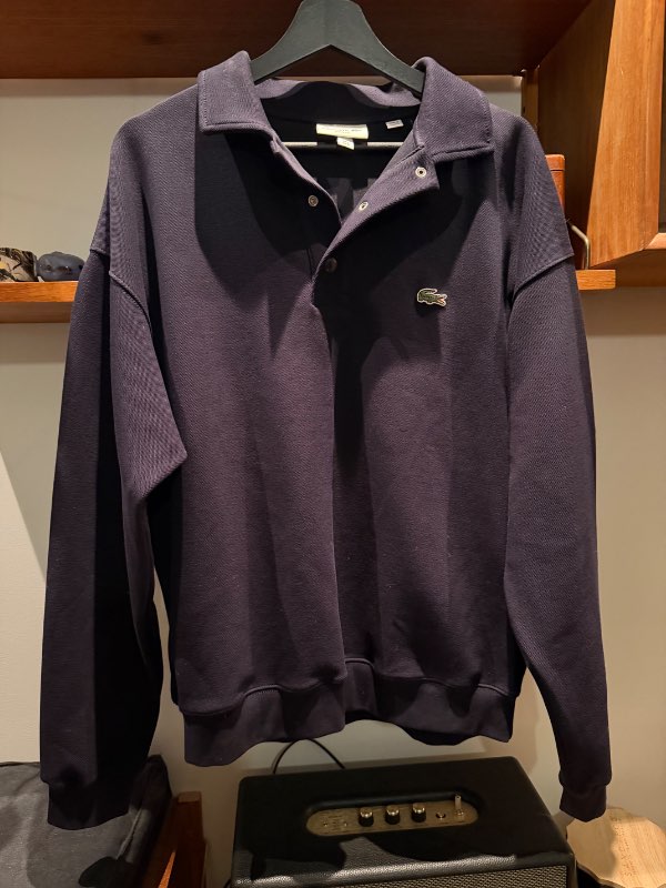Lacoste peysu
