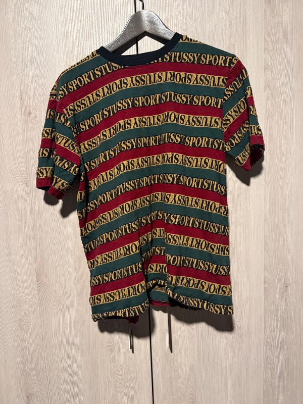 Stussy bolur