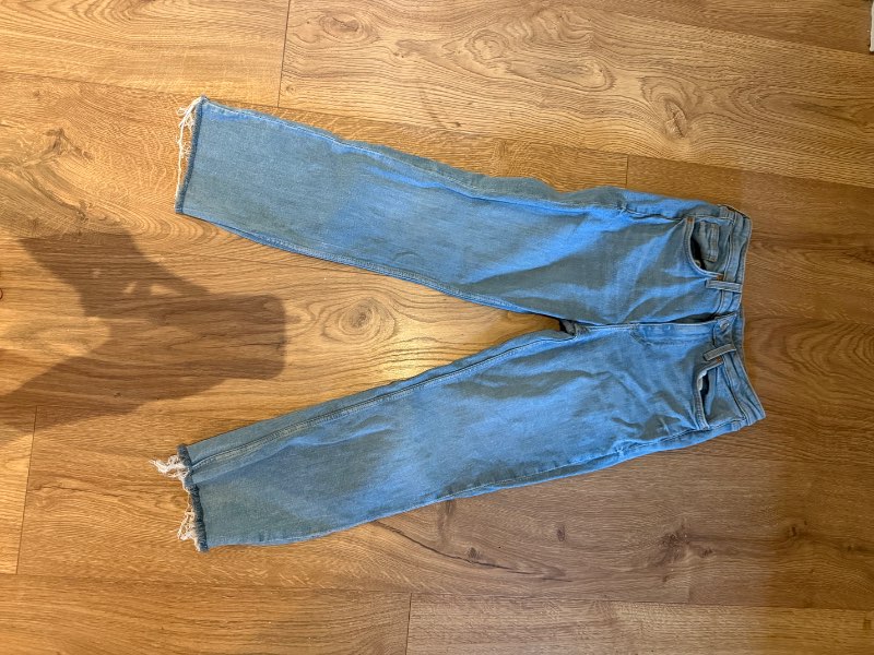 Zara gallabuxur ljósar