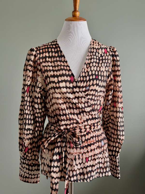 BCBG kimono toppur doppótt marglit